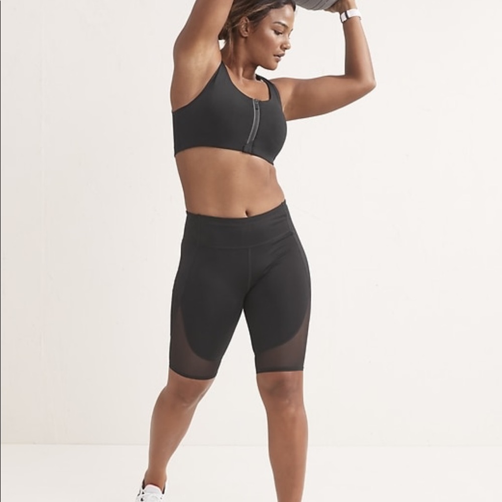 NWT Athleta Black Zip Along A-C Bra Black - Picture 6 of 10
